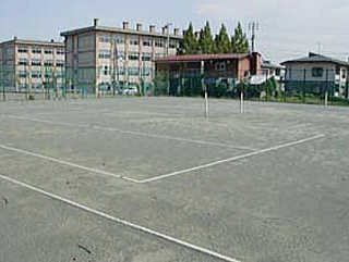 新井テニスコート